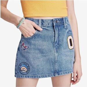 Wild Fable Size 14 Blue Denim Skirt‎ with Patches
